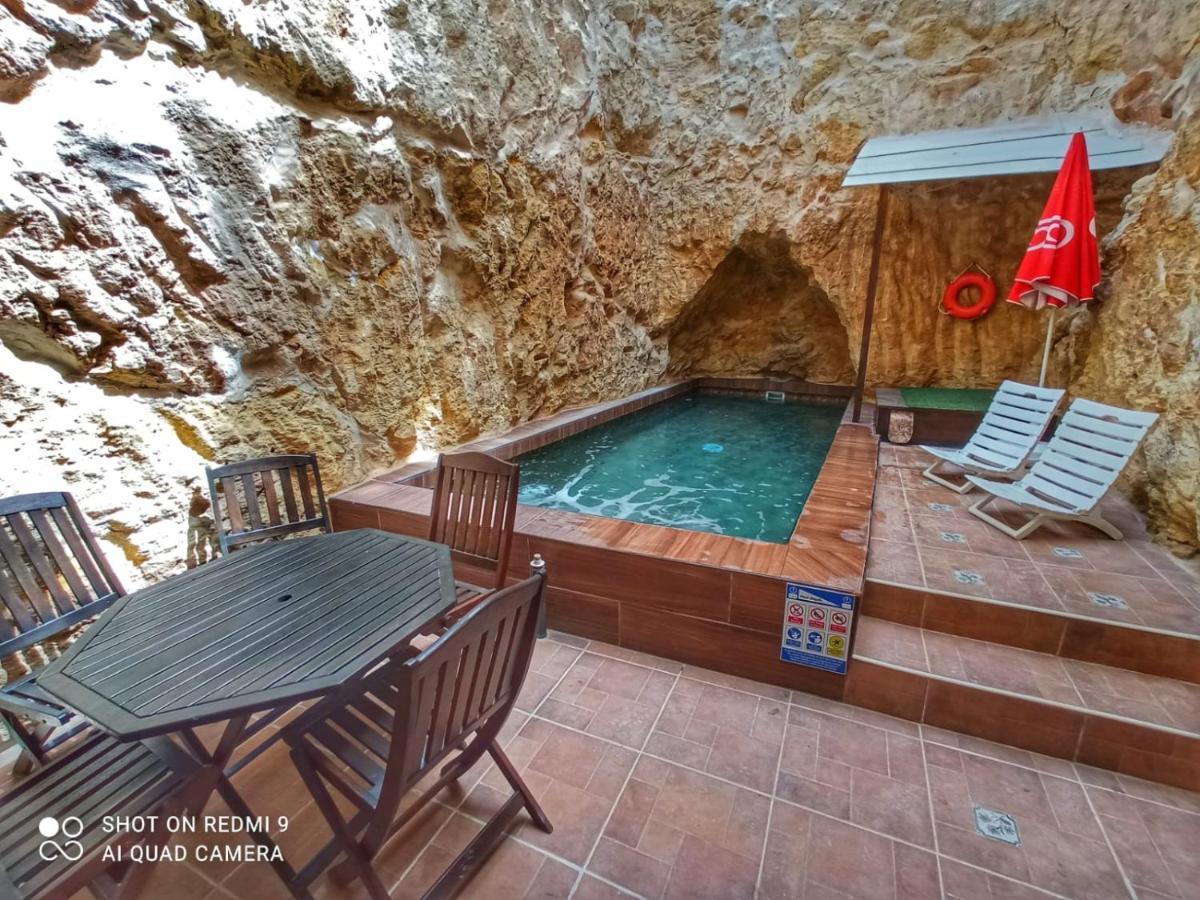 Town House With Private Pool In Village Centre Kalkara Екстериор снимка