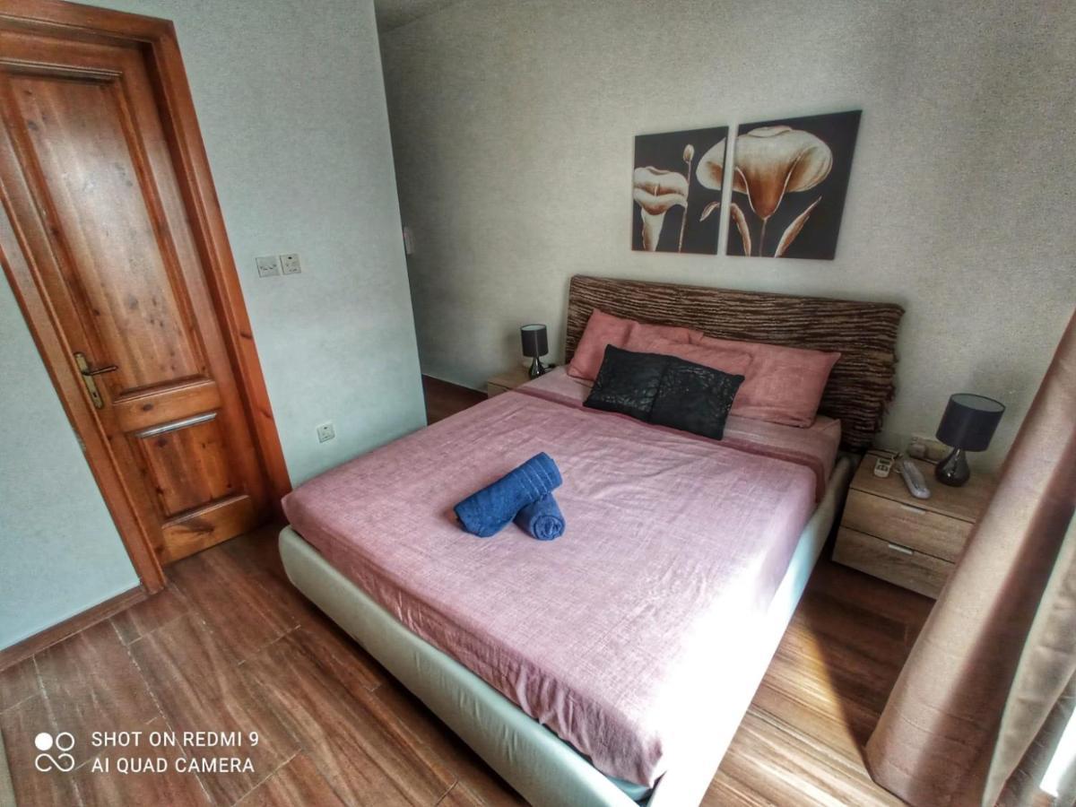 Town House With Private Pool In Village Centre Kalkara Екстериор снимка